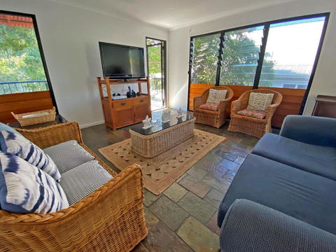 A BEACH AFFAIR - Accommodation Search 1