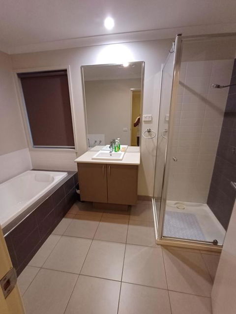 A Beautiful And Spacious Home - Accommodation Search 4