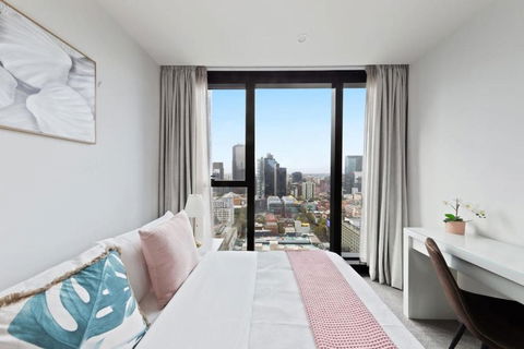 A Chic 2BR Apt Near Melbourne CBD W FREE Parking - Accommodation Search 0