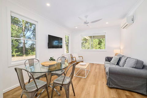 A Coastal Hideaway - Accommodation Search 1