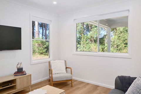 A Coastal Hideaway - Accommodation Search 3