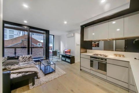 A Comfy 2BR Apt 5-Min Walk To Melbourne Central - Accommodation Search 2