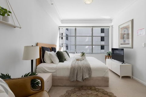 A Comfy 2BR Apt For 7 Next To Darling Harbour - Accommodation Search 0