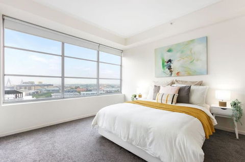 A Comfy & Spacious 2BR Apt Harbour View - Accommodation Search 1