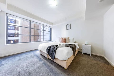 A Comfy 2BR Apt Right Next To Darling Harbour - Accommodation Search 1