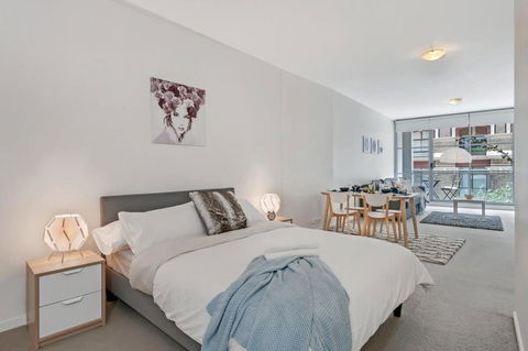 A Comfy & Modern Studio Near Darling Harbour - Accommodation Search 1