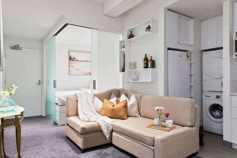 A Cozy CBD Studio Near Melbourne Central - Accommodation Search 2