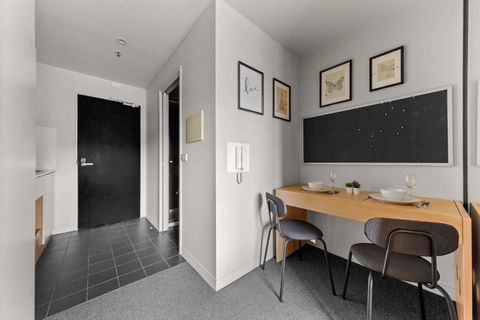 A Cozy Studio Near The University Of Melbourne - Accommodation Search 2
