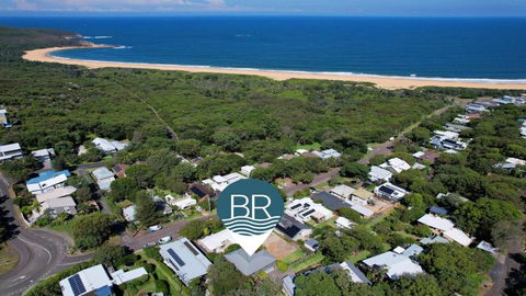 A Grand Beach Retreat - Accommodation Search 1