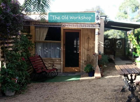 A La Folly Too The Old Workshop - Accommodation Search 3