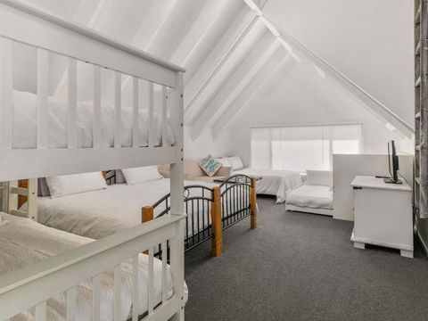 A La Plage - Accommodation Search 1