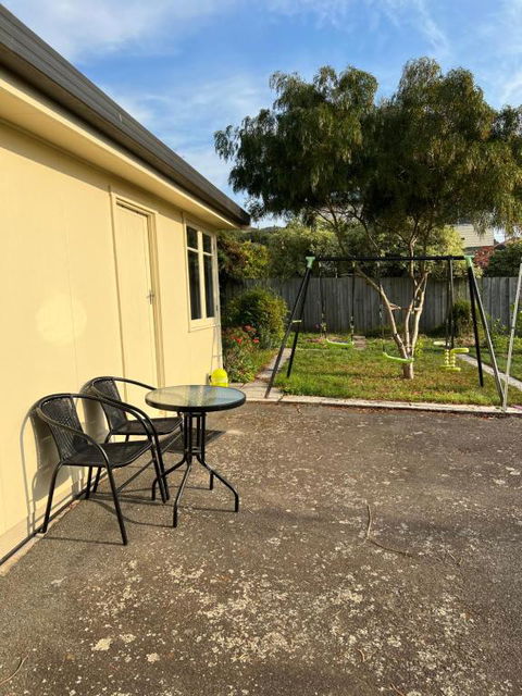 A Lovely Studio In Kings Meadows - Accommodation Search 4