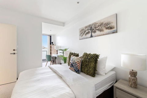 A Lux 2BR Apt Next To Melbourne Uni FREE Parking - Accommodation Search 2