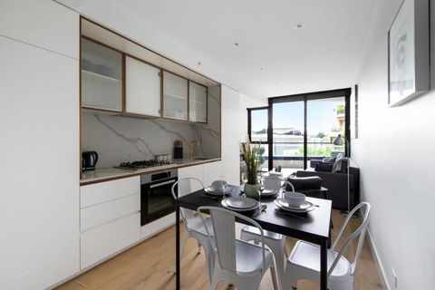 A Lux & Cozy 2BR Apt In The Heart Of Chapel Street - Accommodation Search 4