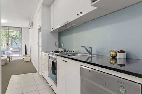 A Modern & Comfy Studio Next To Darling Harbour - Accommodation Search 4
