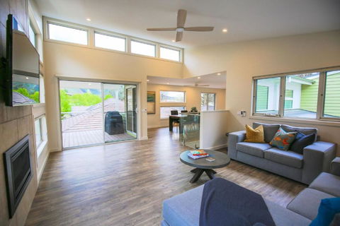 A Pear Tree Loft - Accommodation Search 4