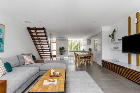 A Perfect Stay - 1 James Cook Apartments - Accommodation Search 3
