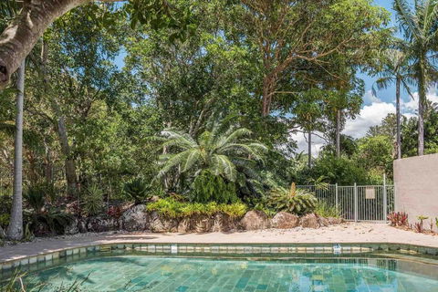 A Perfect Stay - 1 James Cook Apartments - Accommodation Search 0