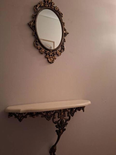 A Rosy House In Roselands - Accommodation Search 3