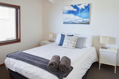 A Stones Throw At Mollymook Beach - Accommodation Search 4