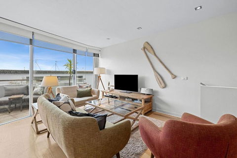 A Touch Of Class - Accommodation Search 2