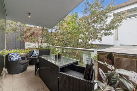 A Touch Of Class - Accommodation Search 0