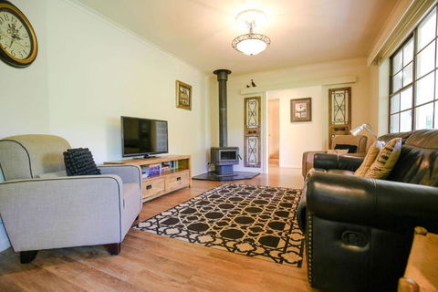 Abbeville In Bright - Accommodation Search 1