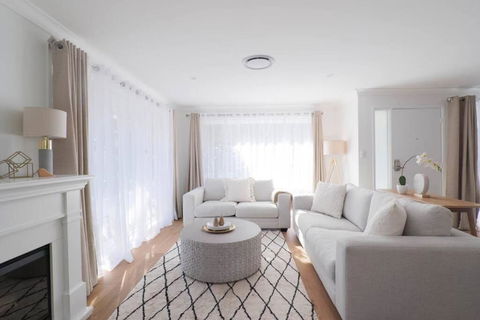 Abbey House - 3BR/sleeps 8 - South Leura - Accommodation Search 0