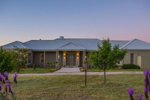 Abingdon House - Mudgee Retreat - Accommodation Search 4
