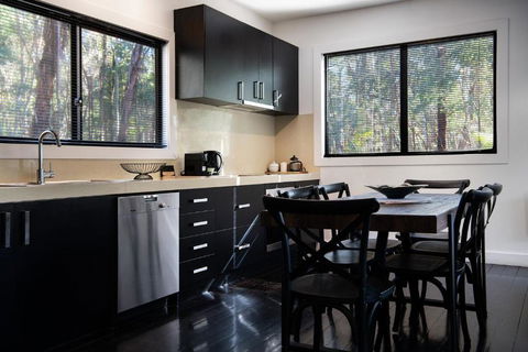 Ablac House - Accommodation Search 4