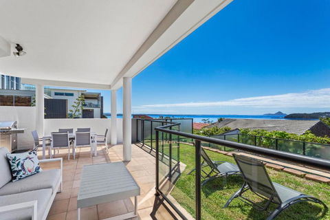 Above And Beyond - Beautiful Home With Heated Pool And Views - Accommodation Search 2