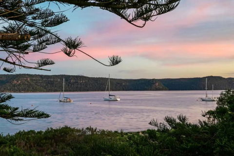 Absolute Beach Front House Panoramic Views - Accommodation Search 3