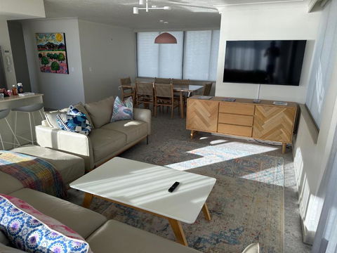 Absolute Beach Frontage Two Bedroom - Accommodation Search 3