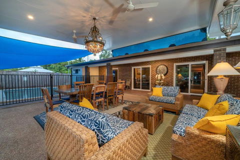Absolute Beachfront WongaBelle- Pet Friendly - Accommodation Search 3