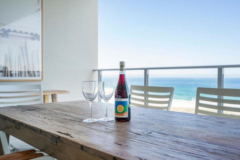 Absolute Kirra By EcoTime - Accommodation Search 3
