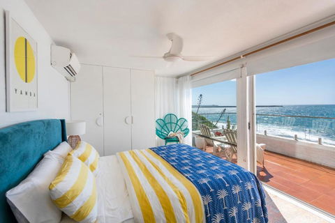 Absolute Oceanfront Yamba - Oceanstays - Accommodation Search 4