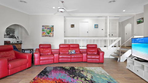 Absolute River Front House - Accommodation Search 2
