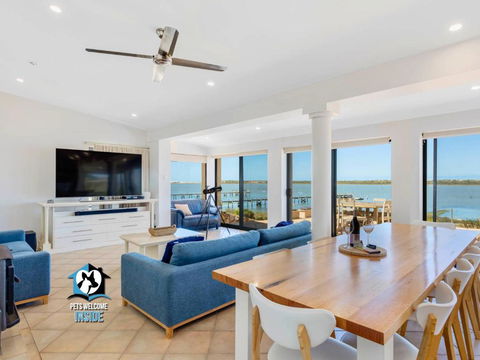 Absolute Water Frontage W/ Jetty + Boat Ramp - Accommodation Search 0