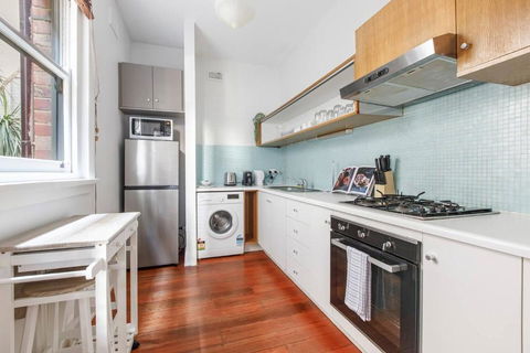 Acland Art Deco - Coastal Chic By St Kilda Beach - Accommodation Search 2