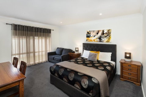 Addison Motor Inn - Accommodation Search 1