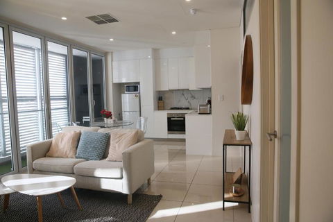 Adelaide CBD Bluebird Apartment - Accommodation Search 2