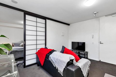 Adelaide CBD, East End Delight! Wifi, Central, Cafe - Accommodation Search 0