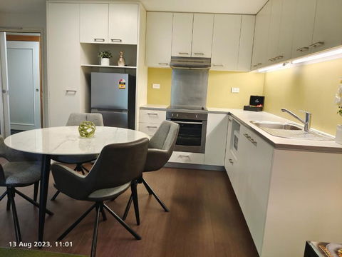 Adelaide City Loft - Accommodation Search 3