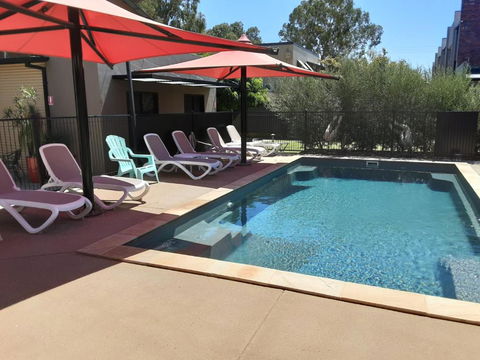Adelphi Apartment 2- Poolside Or Apartment 2A- King Studio - Accommodation Search 2