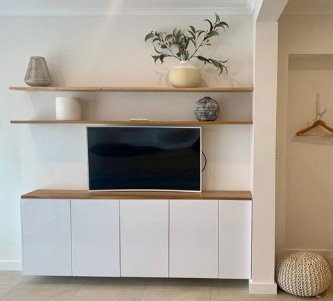 Adorable Studio Next To Cafe, Walk To Beach! - Accommodation Search 4