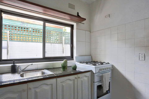 Affordable 2 Bedroom House Surry Hills 2 E-Bikes Included - Accommodation Search 4