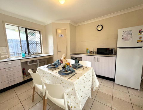 Affordable 3-Bedroom Grannyflat In Coopers Plains - Accommodation Search 0