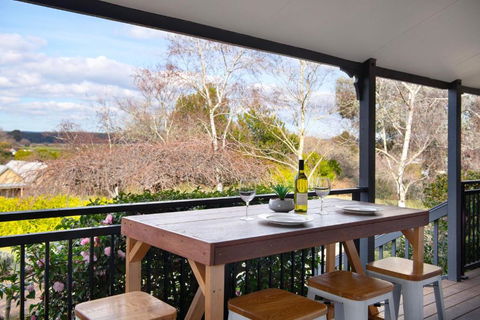 Aggies Way - Accommodation Search 0
