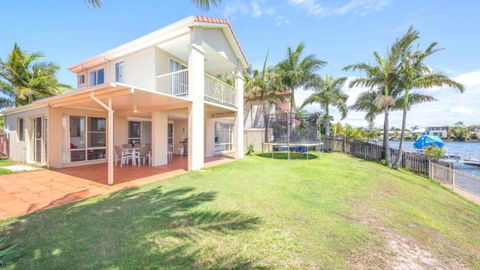 Air Conditioned Pet Friendly Canal Home With Wifi - Accommodation Search 2