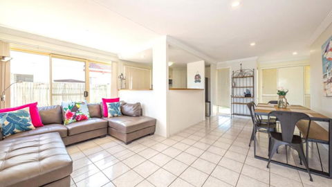 Air Conditioned Pet Friendly Canal Home With Wifi - Accommodation Search 3